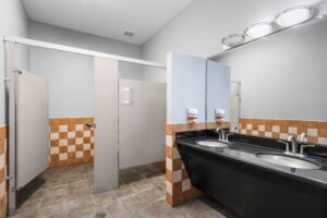 Copy of 25-web-or-mls-Crossing Place_025