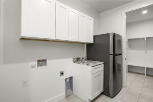 Copy of 54-web-or-mls-Falling Hills_054